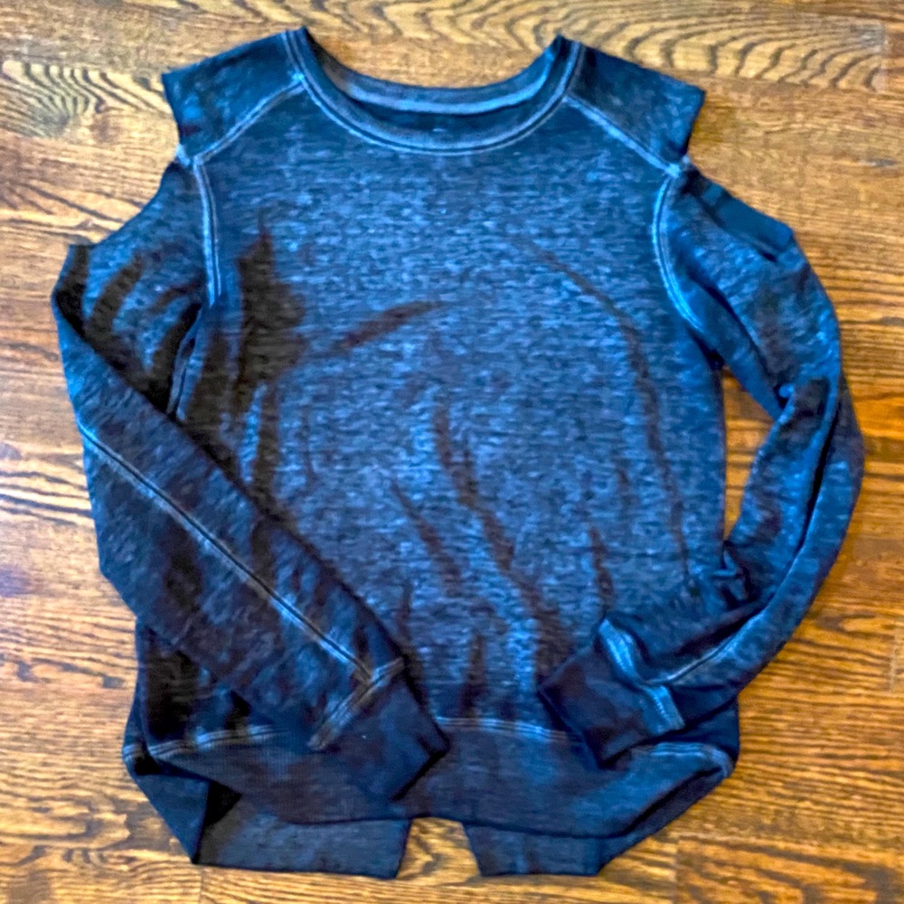 Modish Rebel top size XS